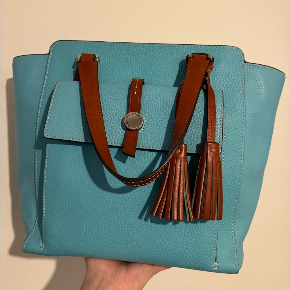 Dooney & Bourke